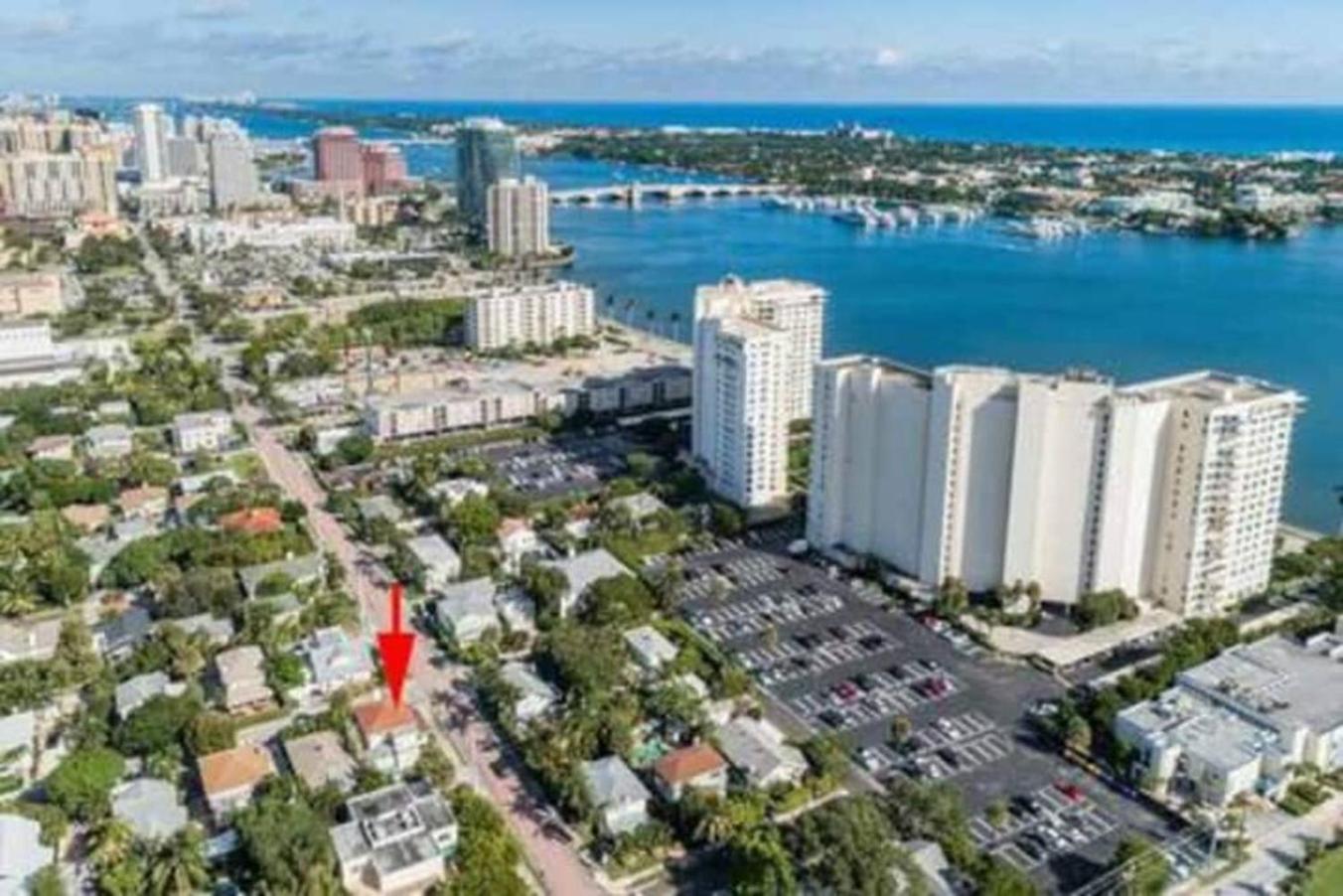 Olive Apart Unit 1 By Pmi West Palm Beach Exterior photo